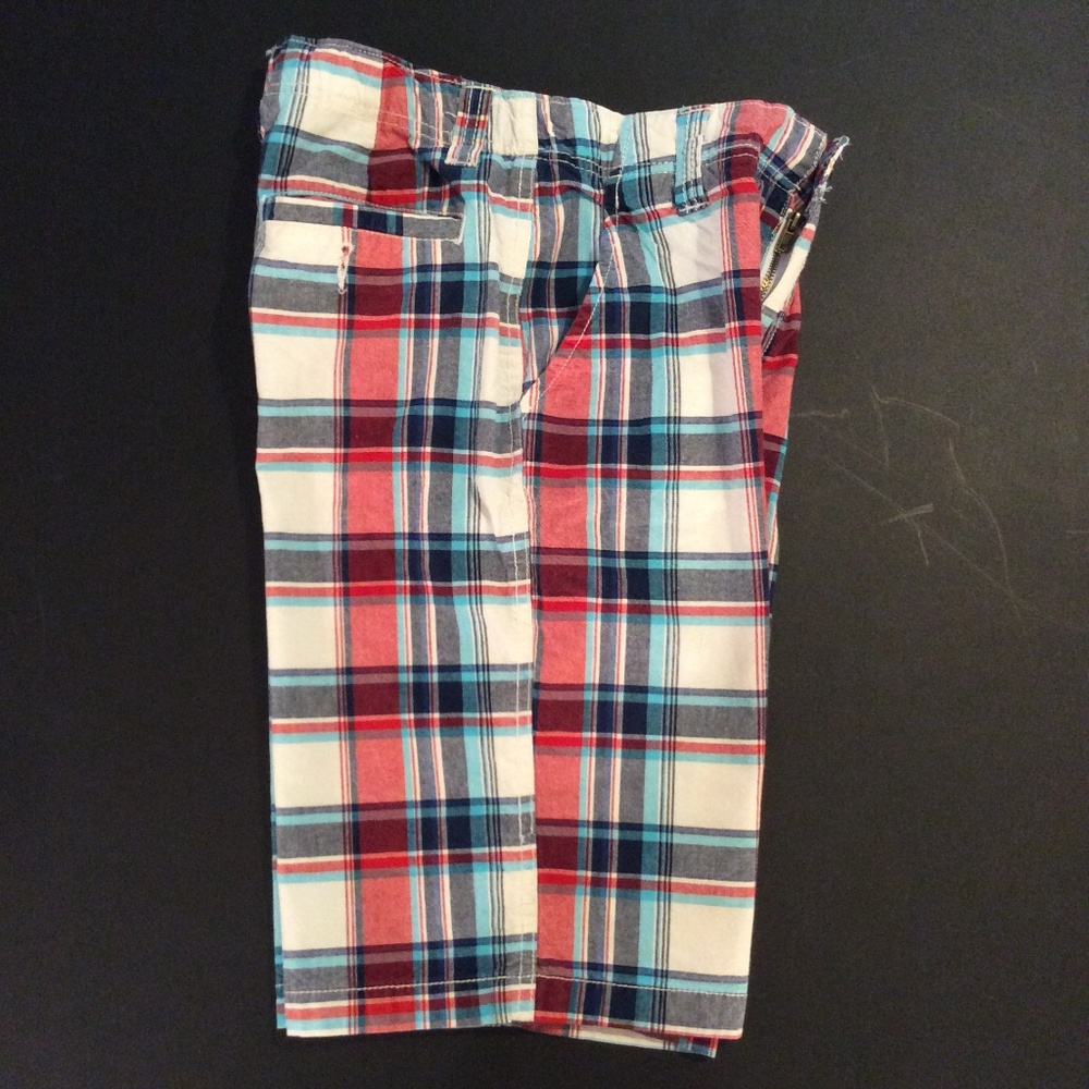 J Khaki Red White Blue Board  size 16